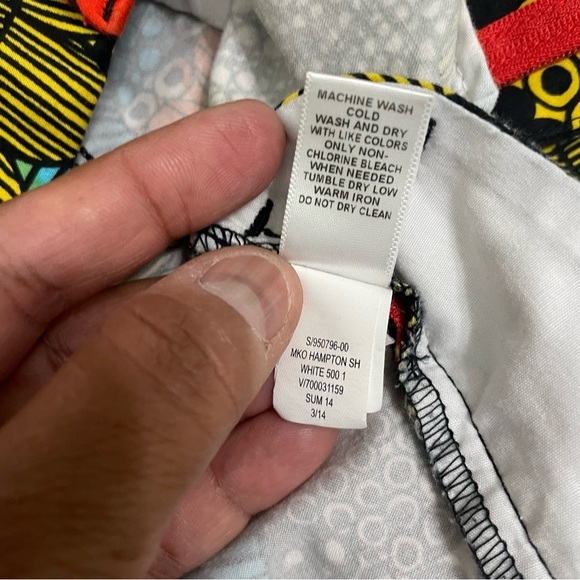 BANANA REPUBLIC-WOMEN'S SIZE 2 -
MULTICOLOR MARIMEKKO
SHORTS - Picture 5 of 8